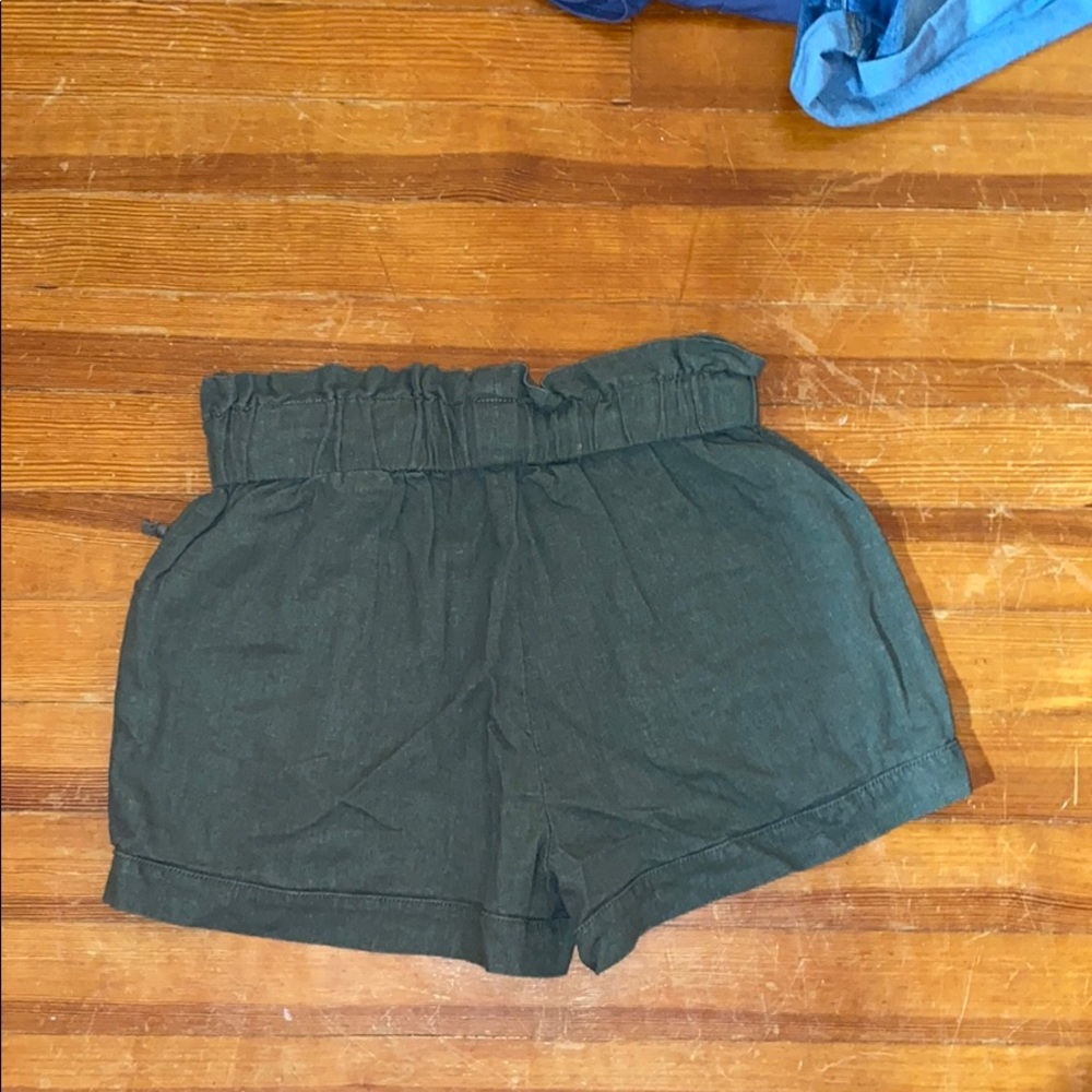 Shorts - Picture 2 of 2